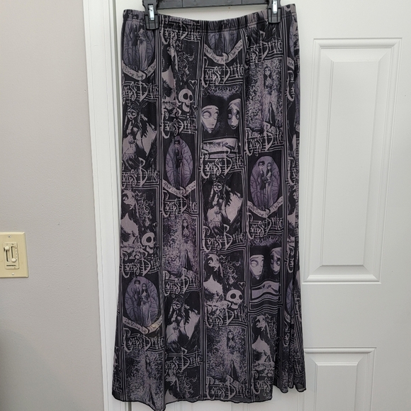 ROMWE Plus Our Corpse Bride Graphic All Over Print Split Thigh Skirt Size 1X - Picture 6 of 12